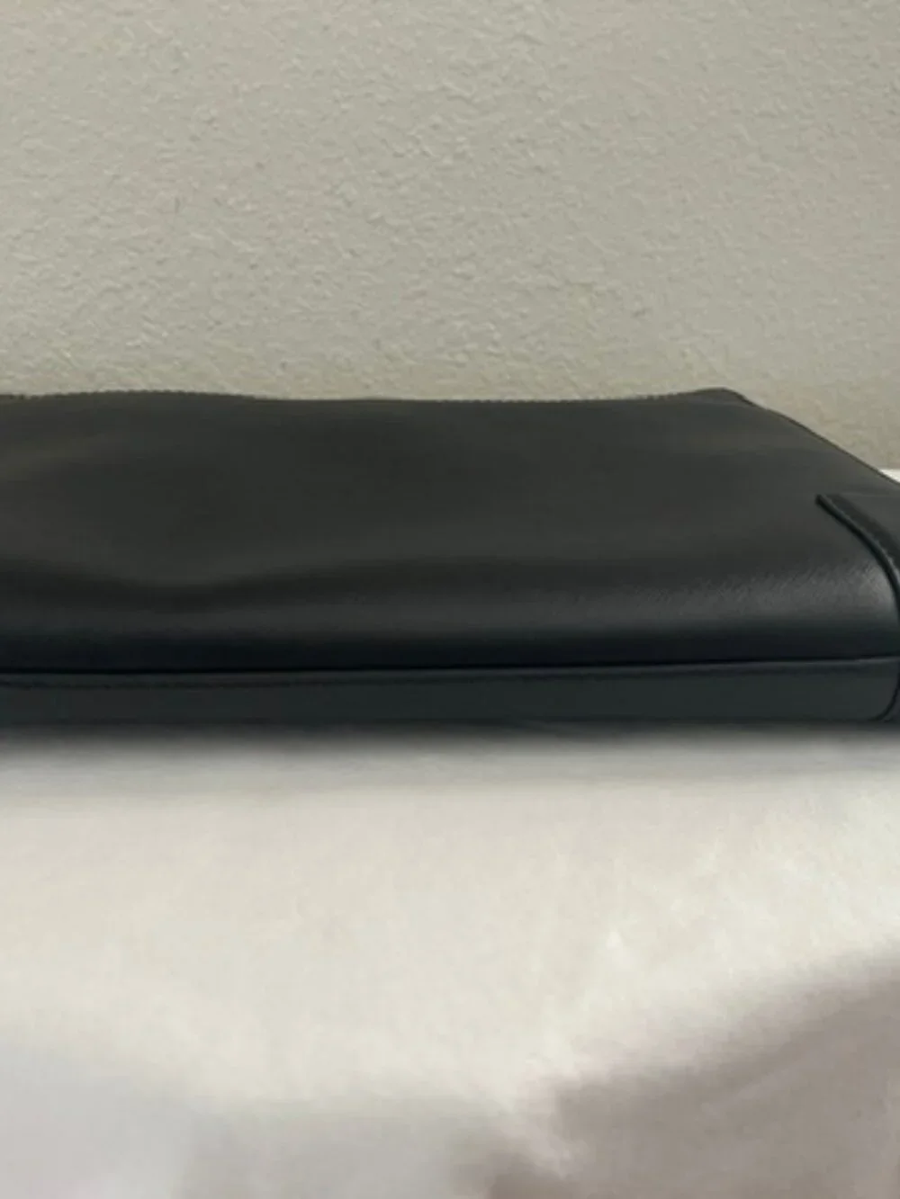 Hugo Boss Digital Portfolio Messenger Bag Leather Black